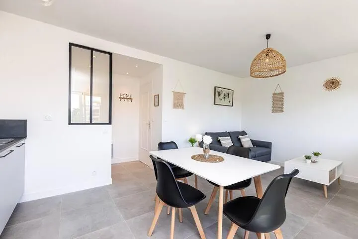 Studio Cap Antibes Juan-les-Pins 0*,  France